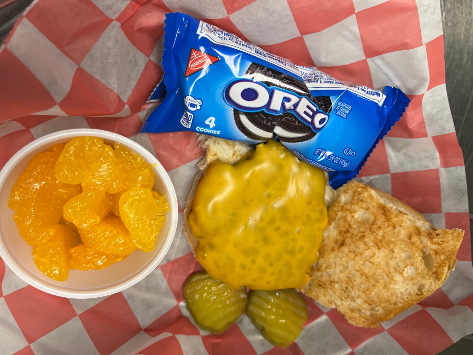 Kids Cheese Burger.