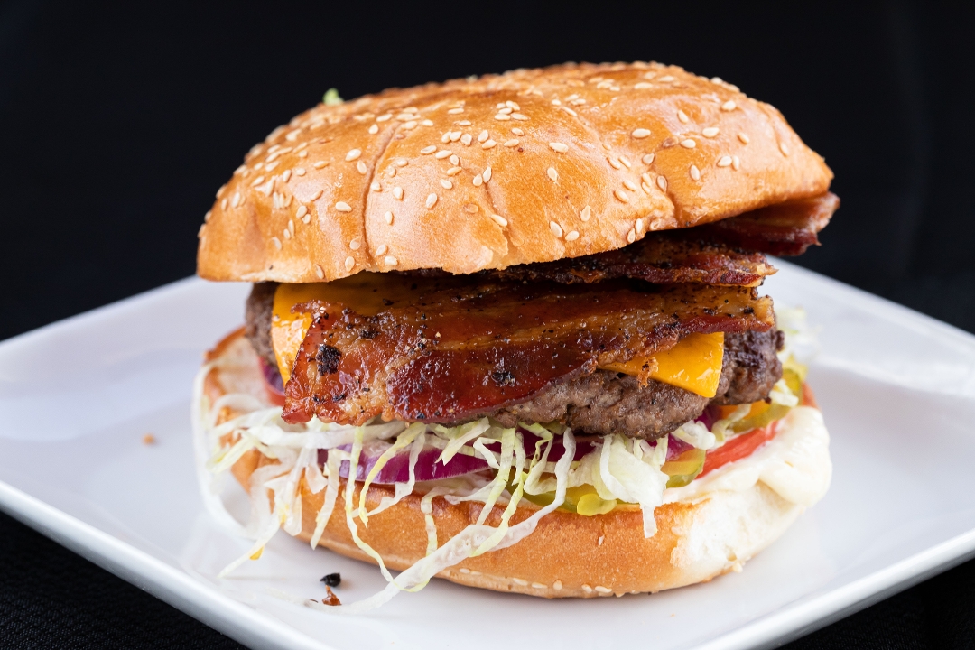 1/4_lbs Bacon Cheeseburger.