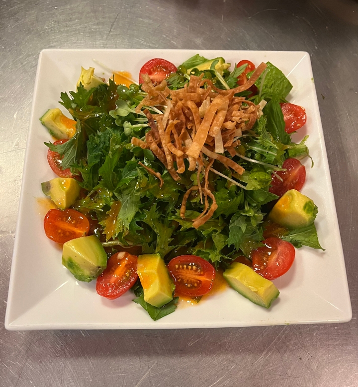 L Pari Pari Salad.