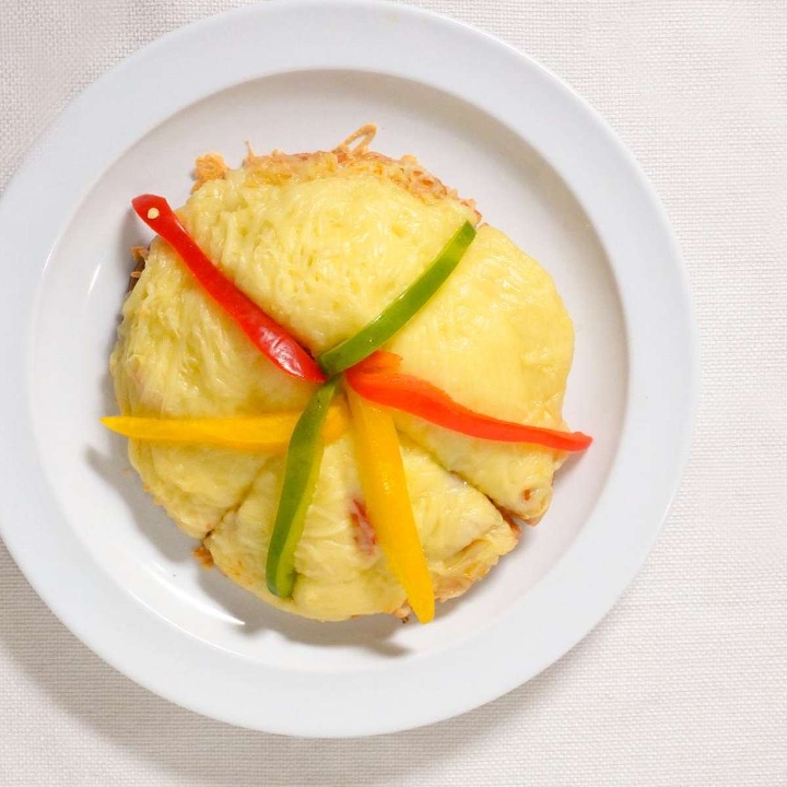 Double Cheese Pizza.