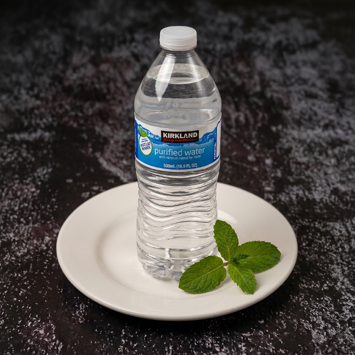 Water -Chai Nuoc.