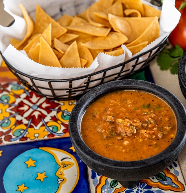 Salsa & Chips Tray.