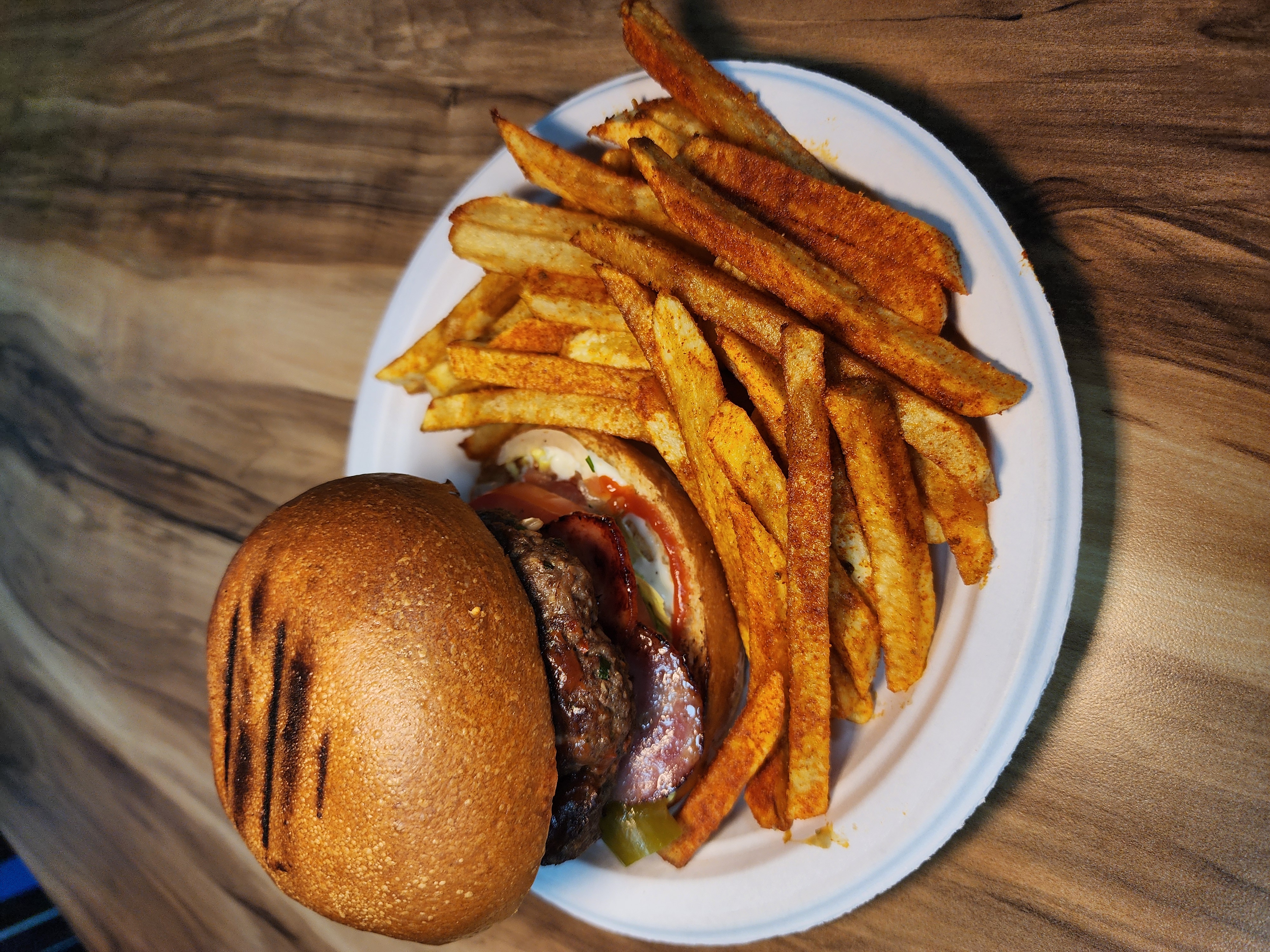 F1. Cheeseburger.