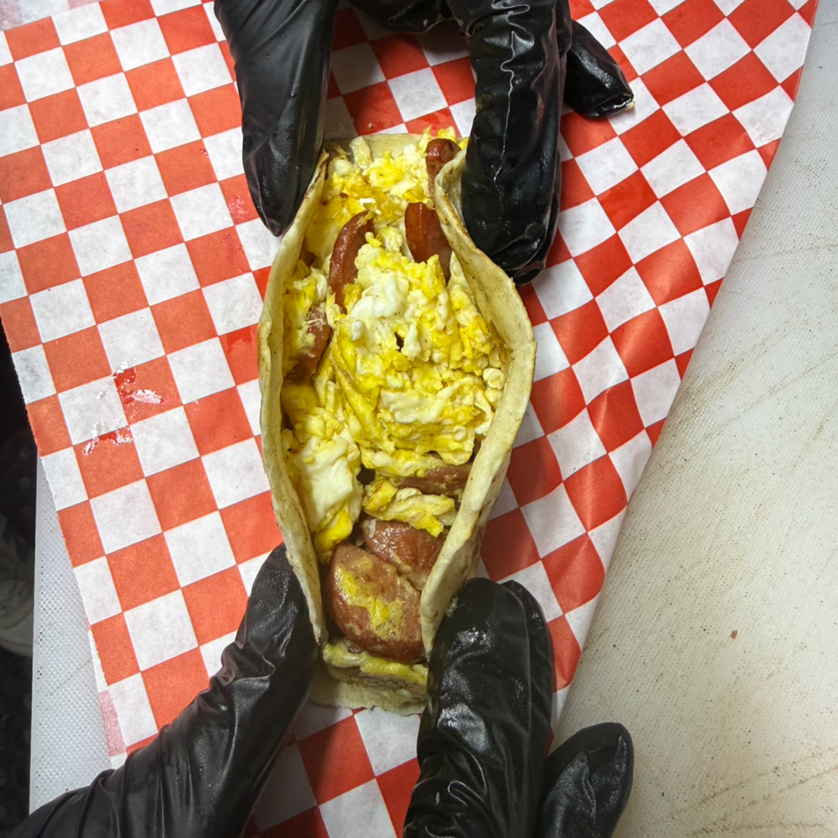 Huevos Con Salchicha.