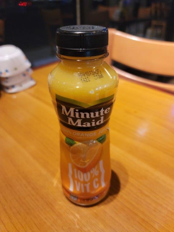 B10-MINMADE ORANGE JUICE.