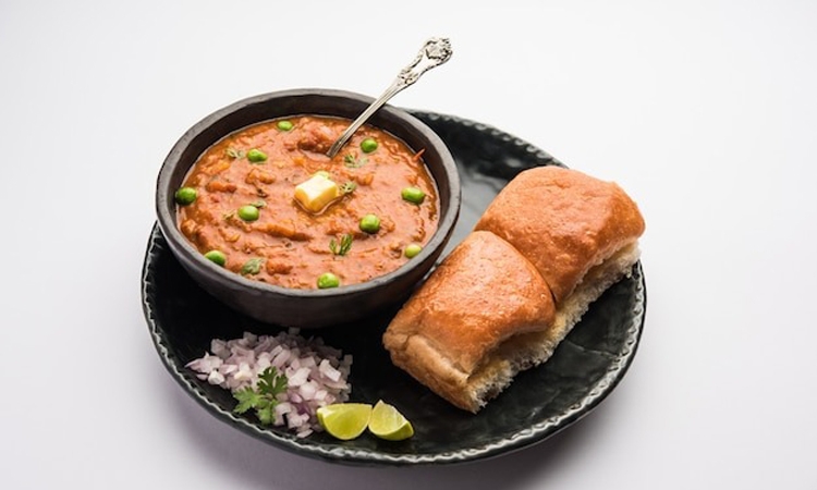 Pav Bhaji - (2 pcs).