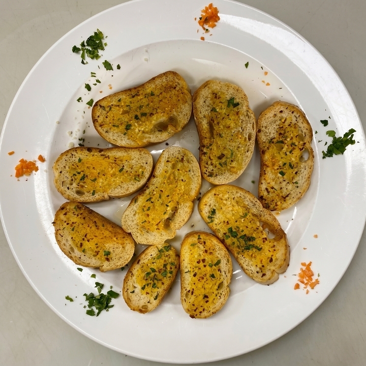 Garlic Bread HALF.