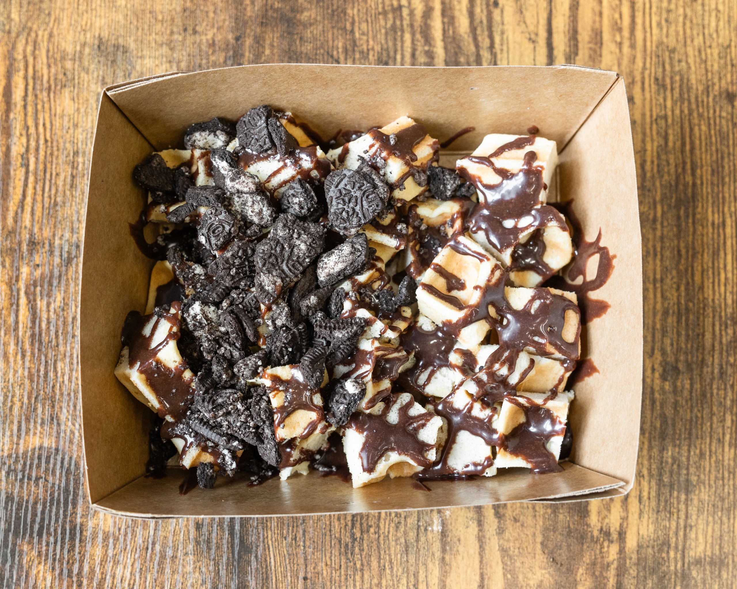 Belgian Waffle & Nutella 🧇🍫🌰.
