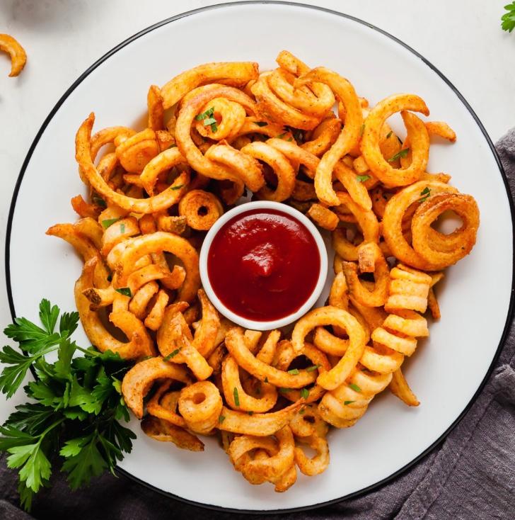 FRIES - SPICY CURLY.