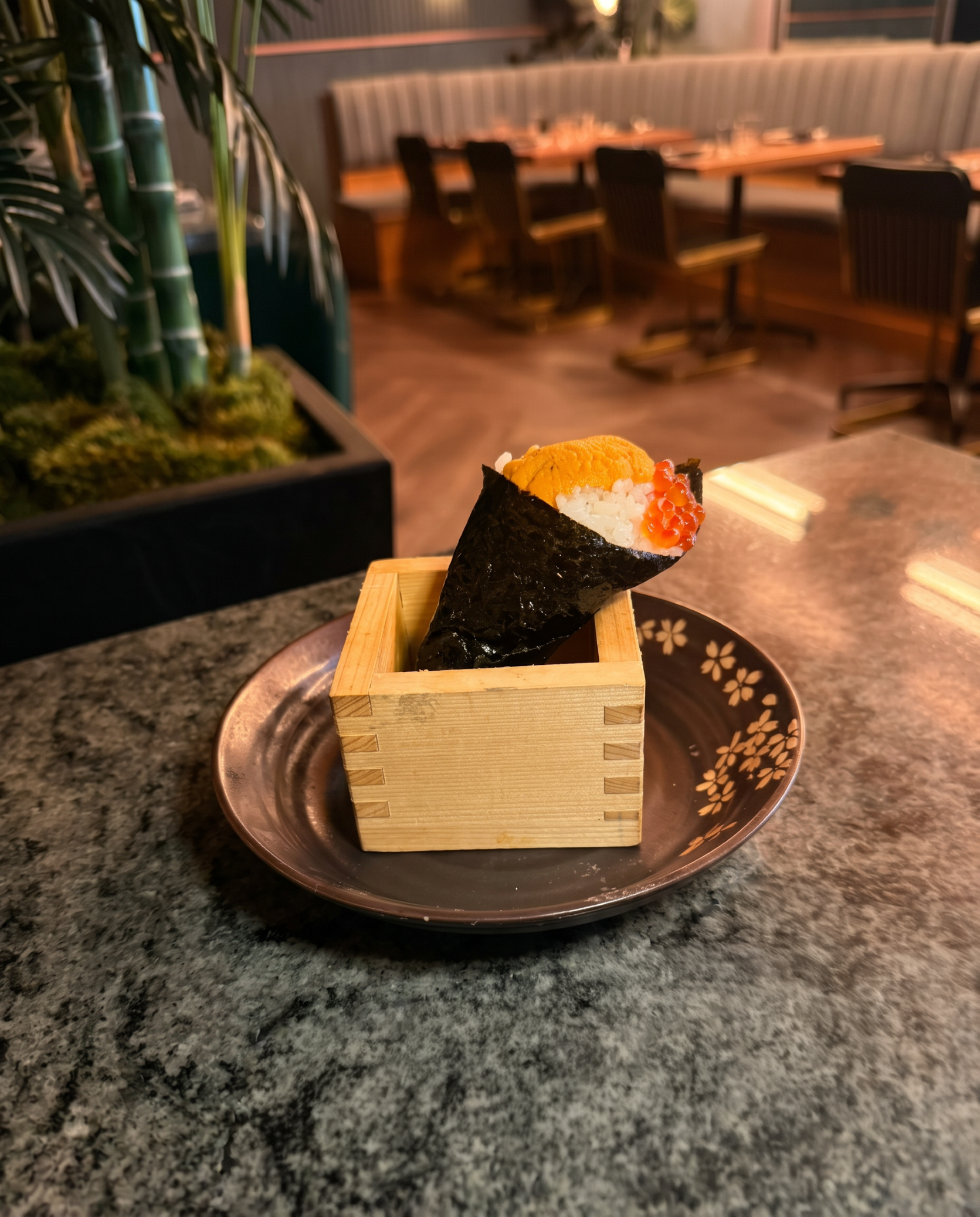 Uni & Ikura Handroll.