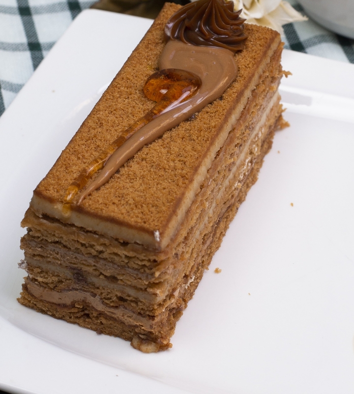 CHOCOLATE CAKE.