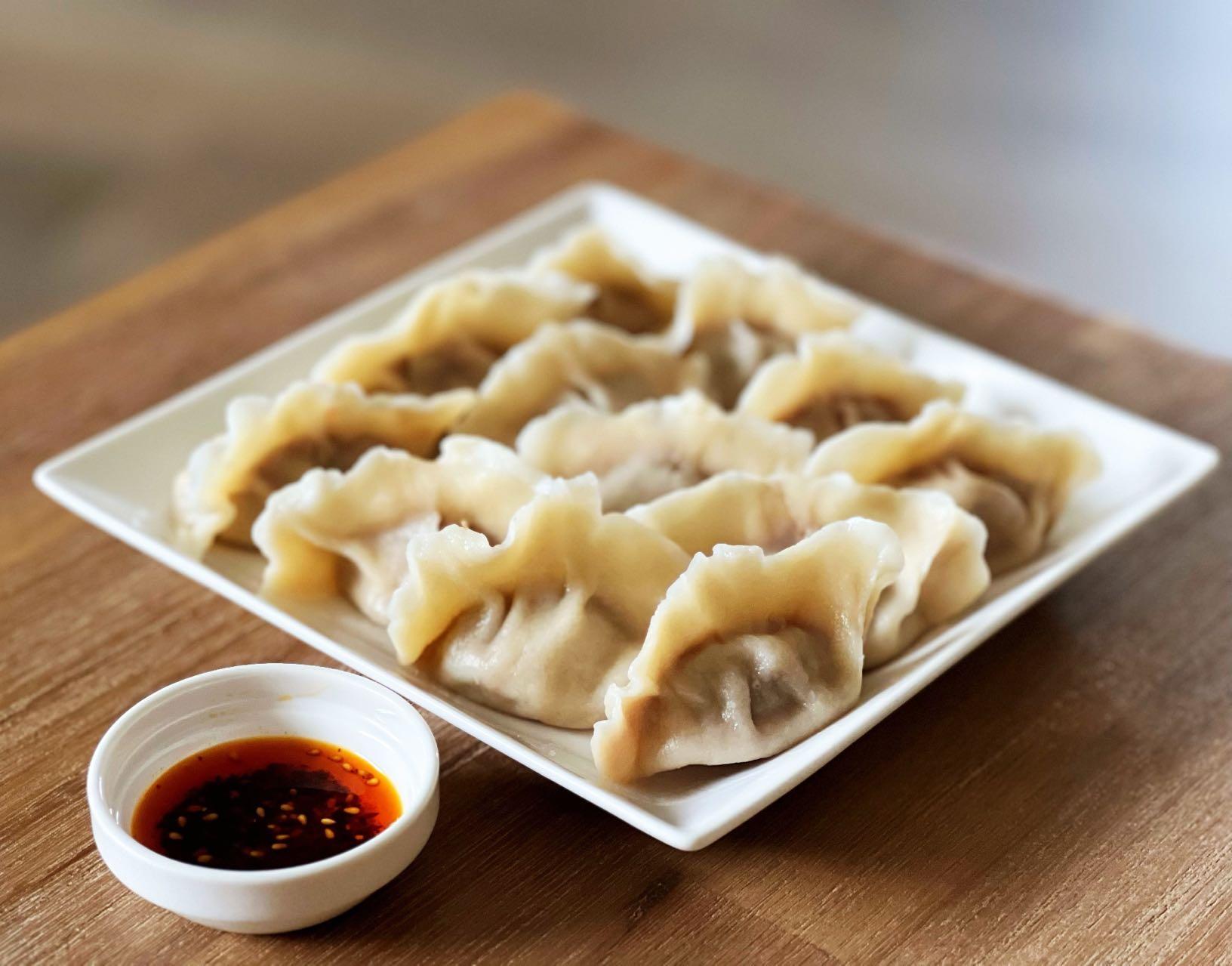 Handcrafted Dumplings - Lamb with Chinese Cabbage (10 Piece) 手工羊肉白菜水饺.