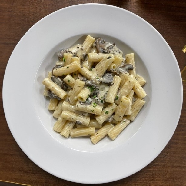 Rigatoni Funghi E Tartufo.