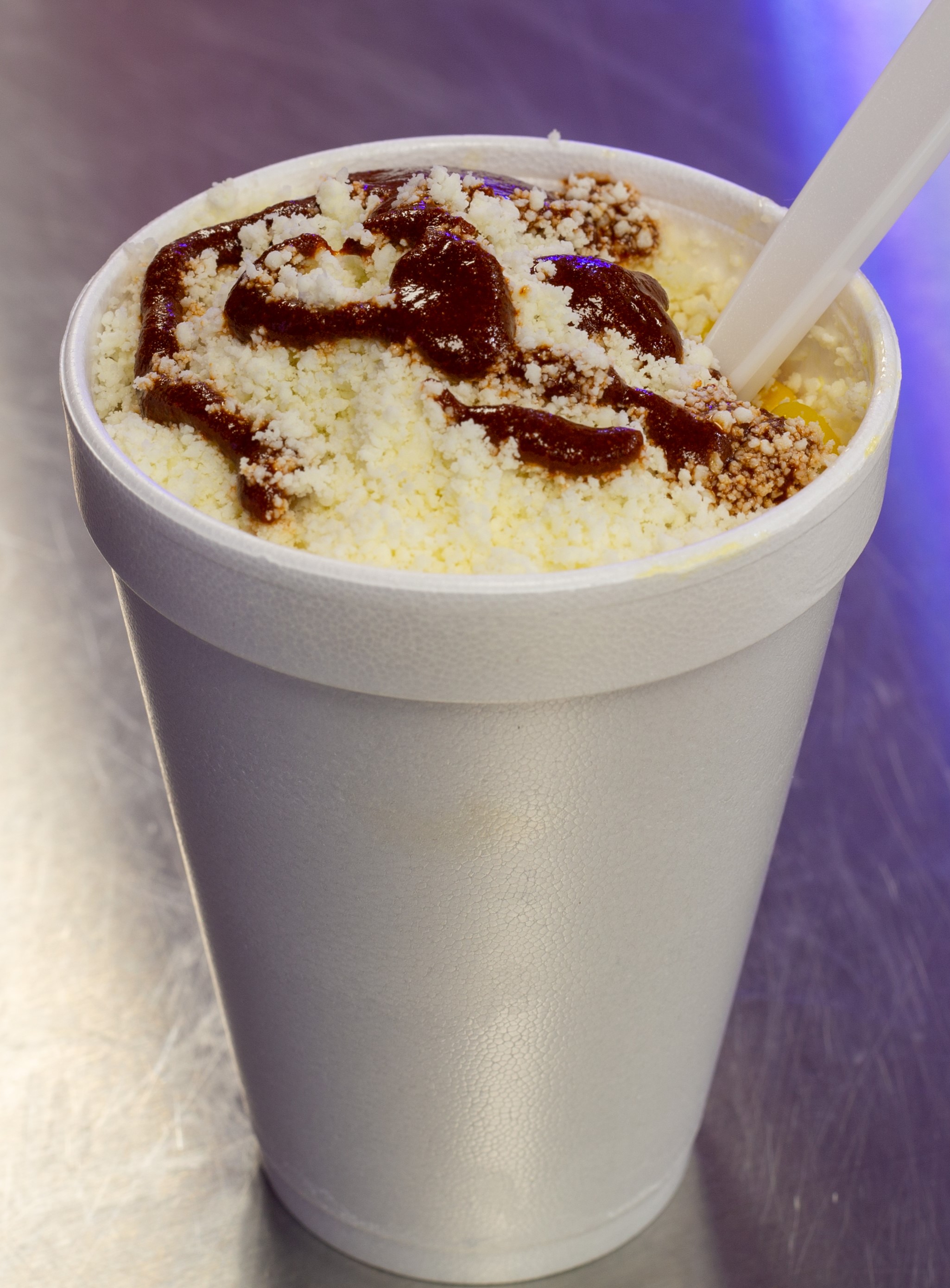 ELOTE EN VASO  (Corn in cup).