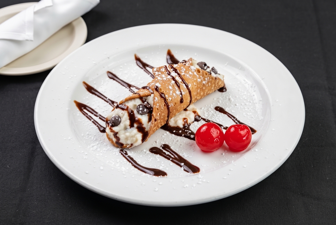 Cannoli.