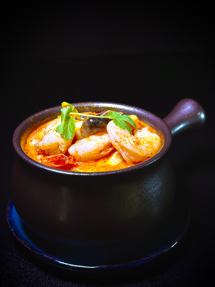 TOM YUM CUP.