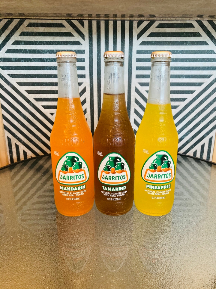 Jarritos.