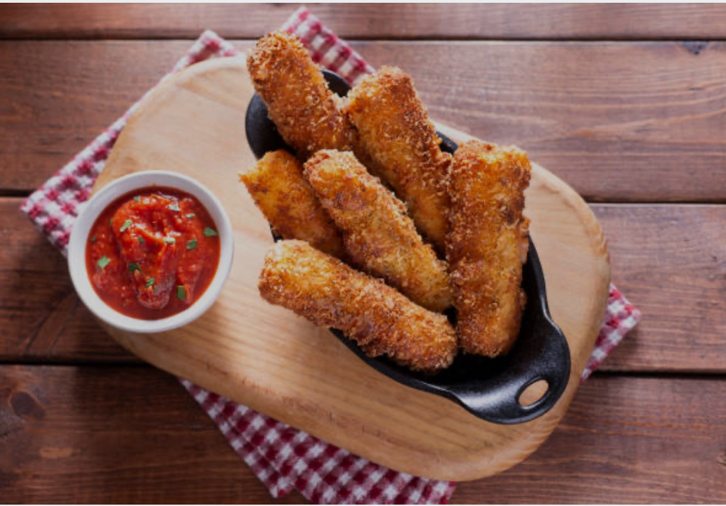 Mozzarella Sticks (5).
