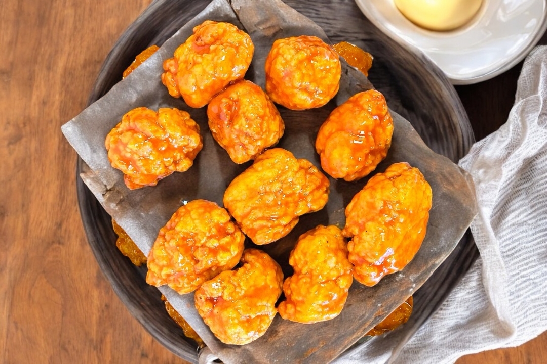 Boneless Hot Halal Wings.