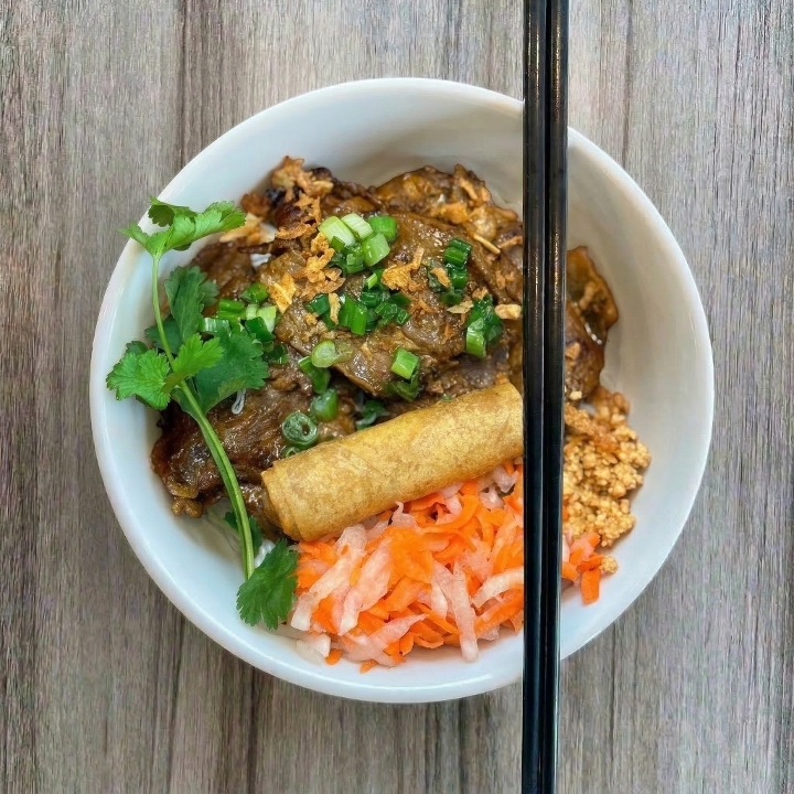 Bún Thịt Nướng.