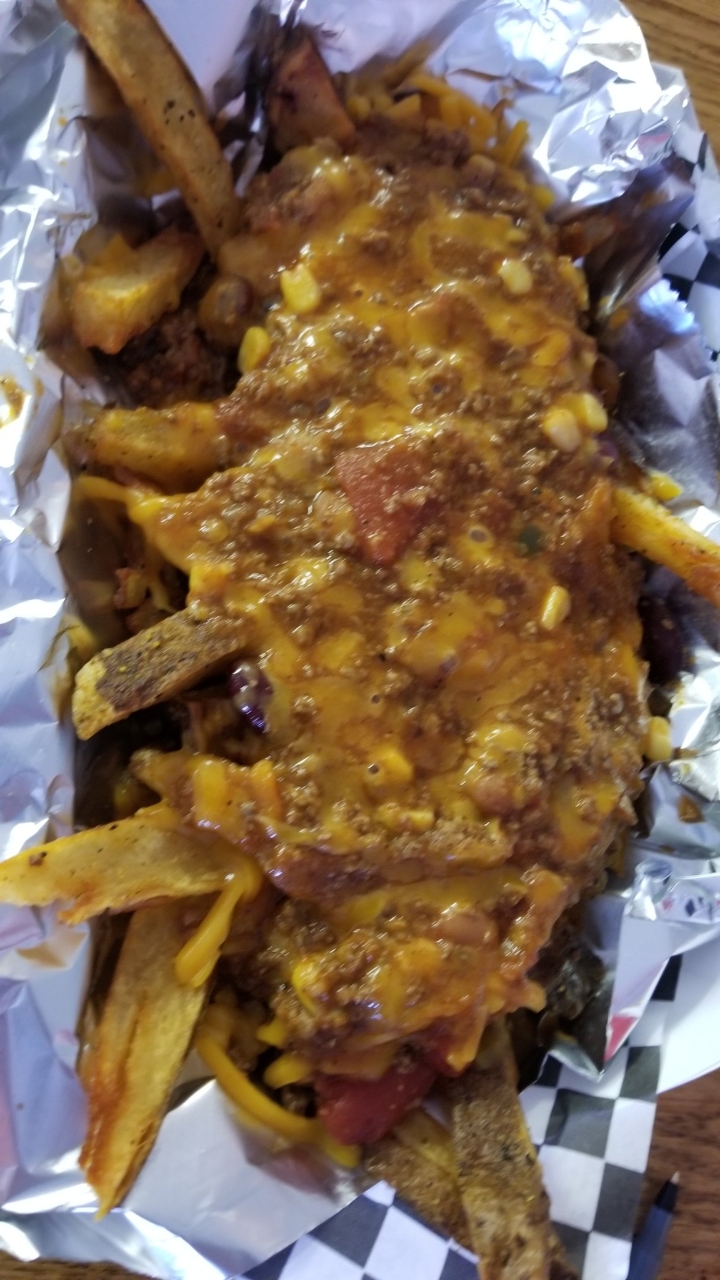 CHILI CHEESE FRIES.