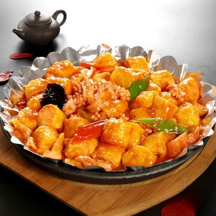 HT1. 鐵板海皇玉子豆腐/Sizzling Assorted Seafood w. Japanese Egg Tofu.