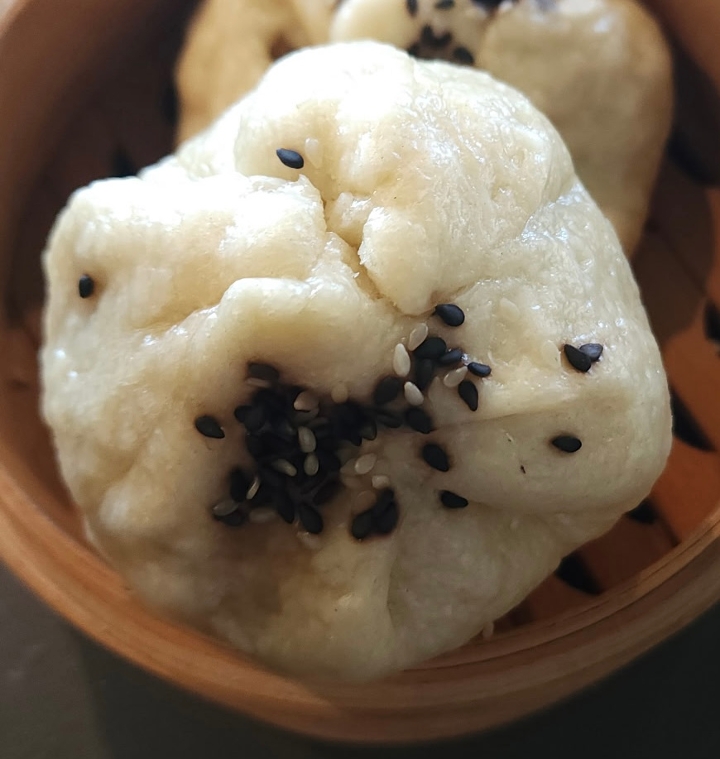 Steamed Bao Bulgogi Tofu and Broccoli.