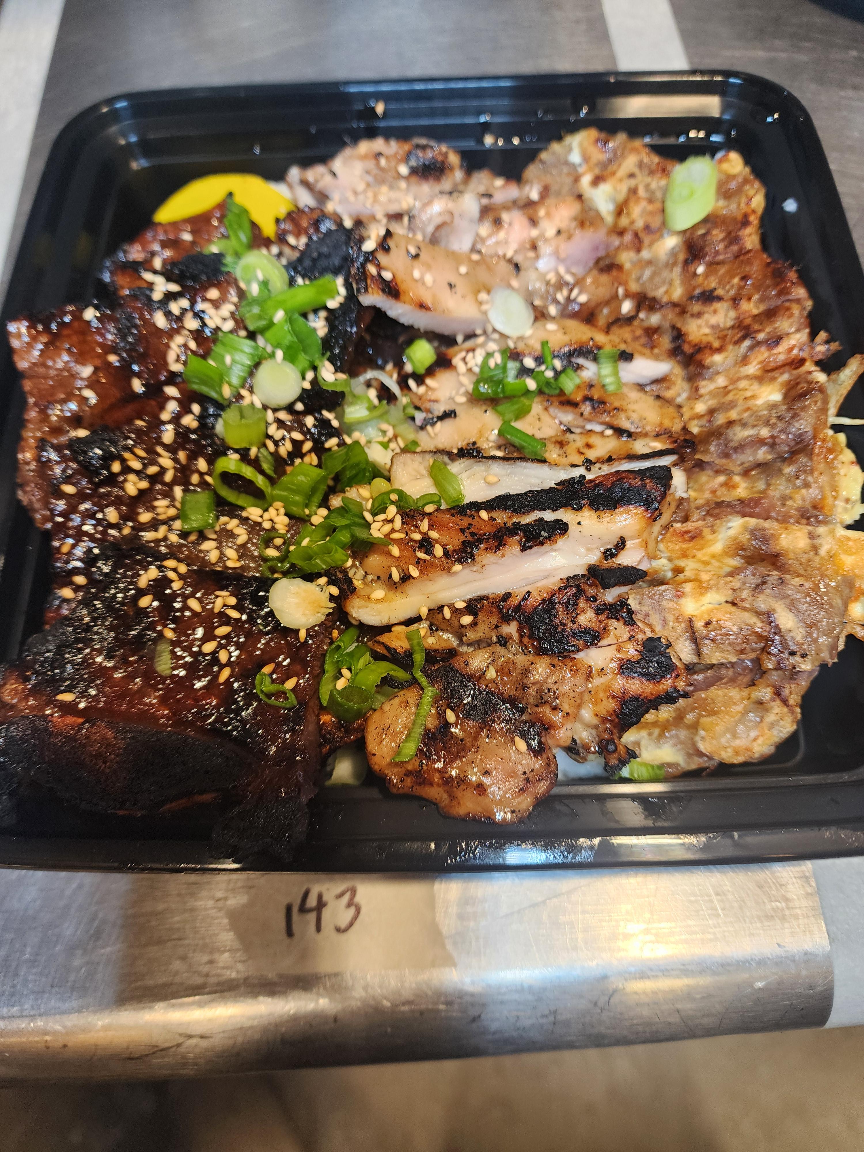 BBQ Mixed Bowl W/ Side Kimchee.