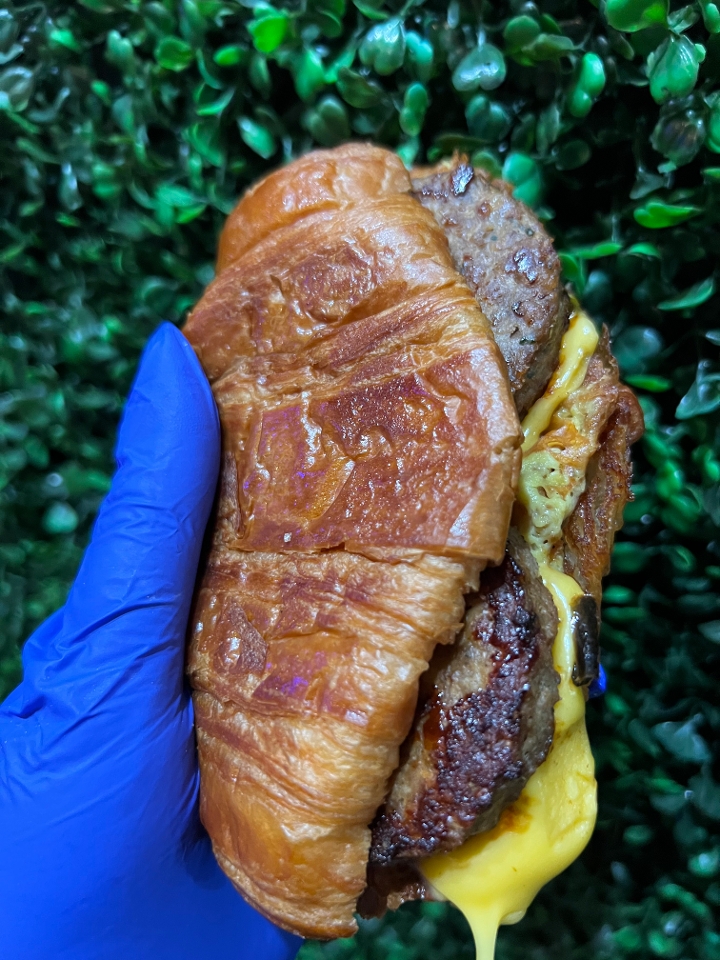 JUMBO CROISSANT.