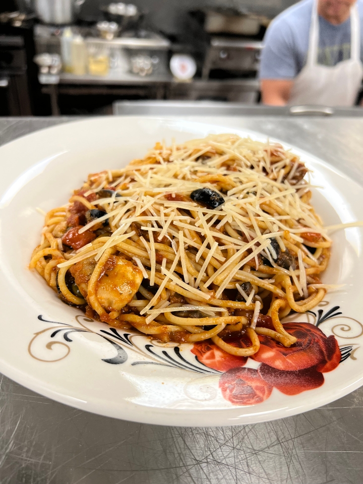 Spaghetti Puttanesca.