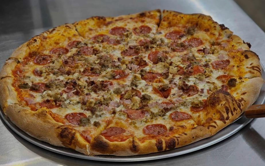 MEAT LOVER PIE LARGE.