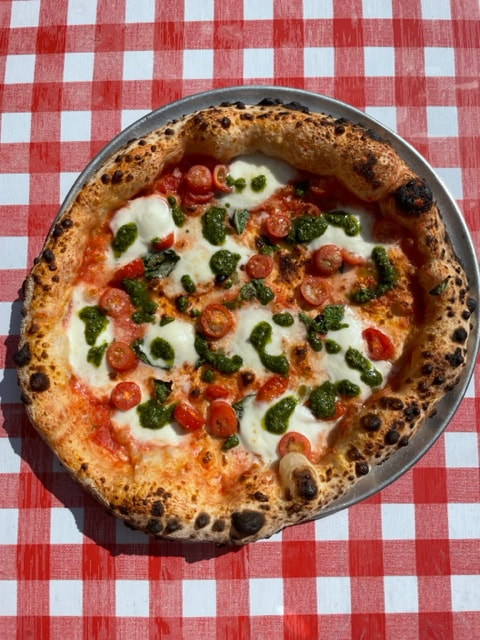 Salsa Pizza.