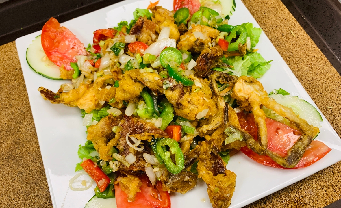 S11. Sauteed Soft Shell Crabs - Cua Lot Rang Muoi.