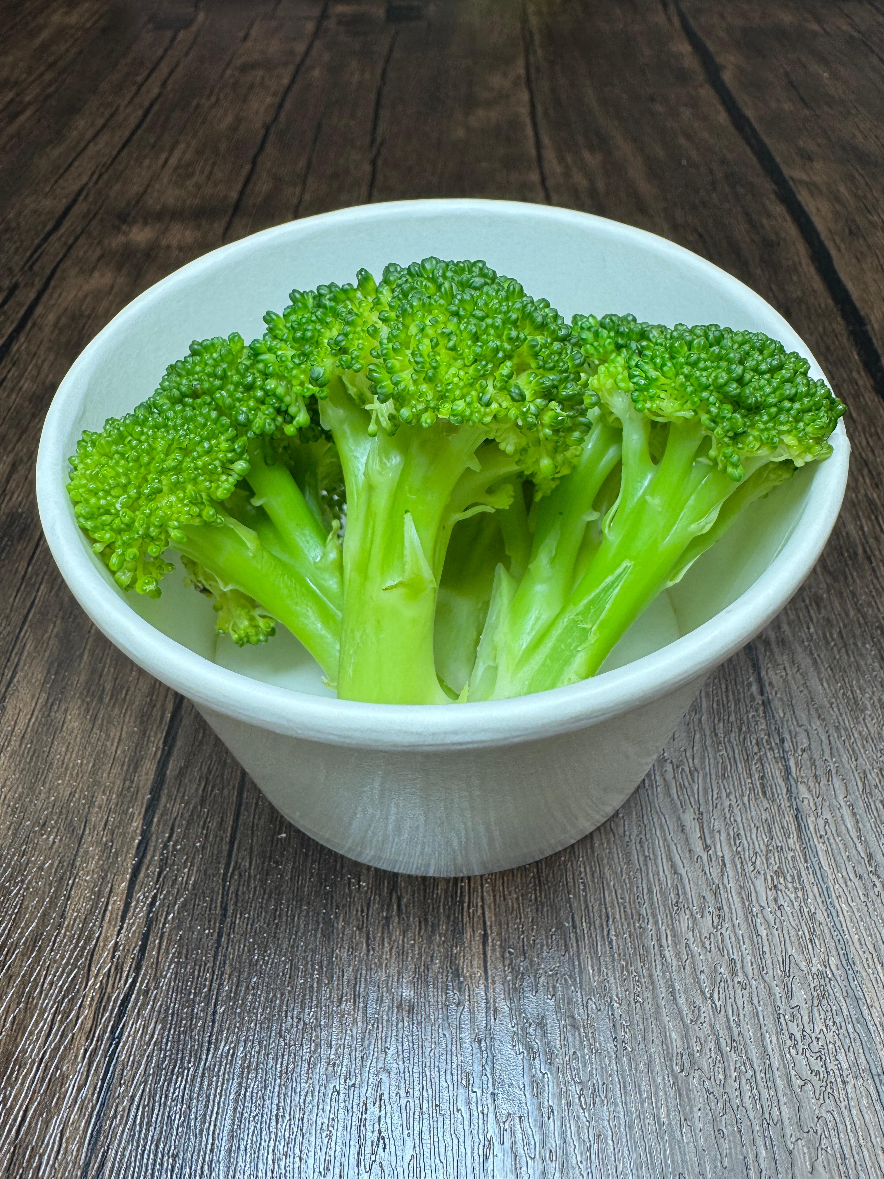 Side Broccoli 4oz cup.