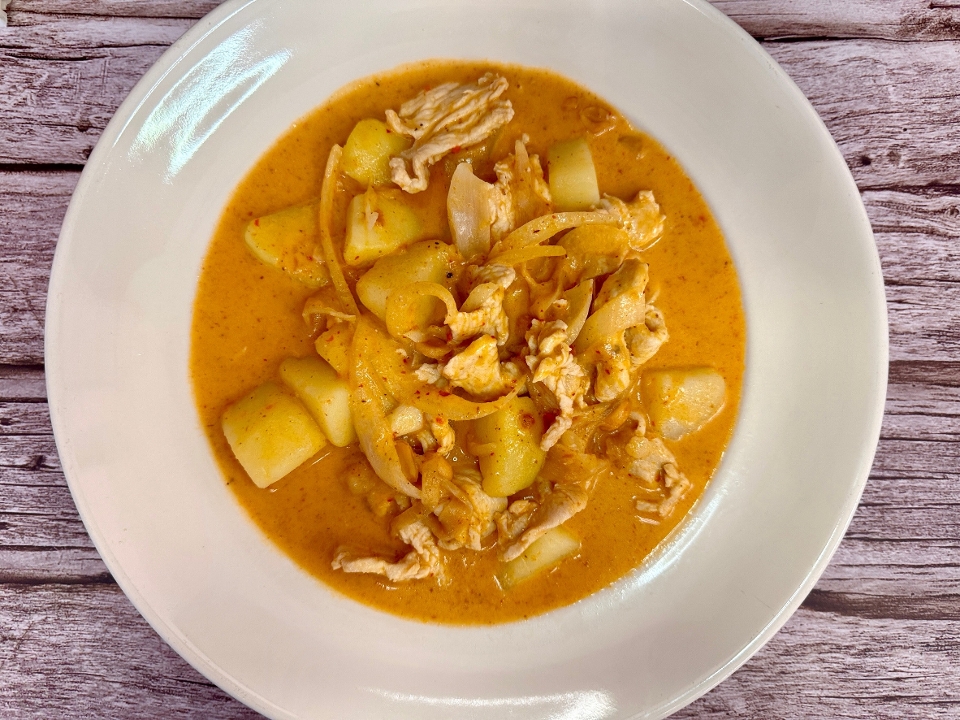 MASSAMAN CURRY.