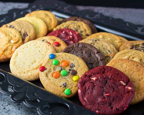 1 Dozen Classic Cookies.