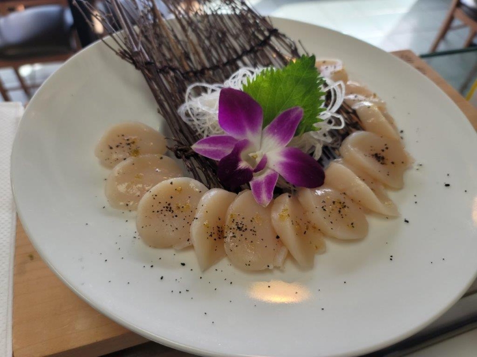 SA15-SCALLOP CARPACCIO.