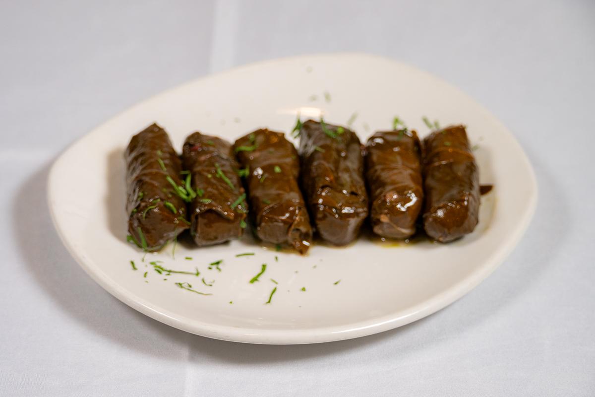Dolmades (6pc).