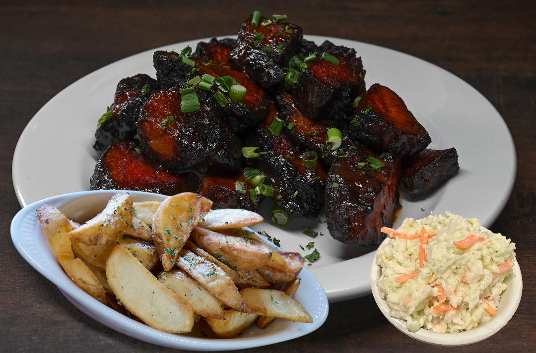 BBQ RIB TIP DINNER.