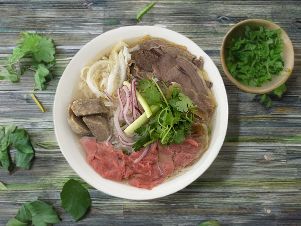 Chef's Combo Pho.