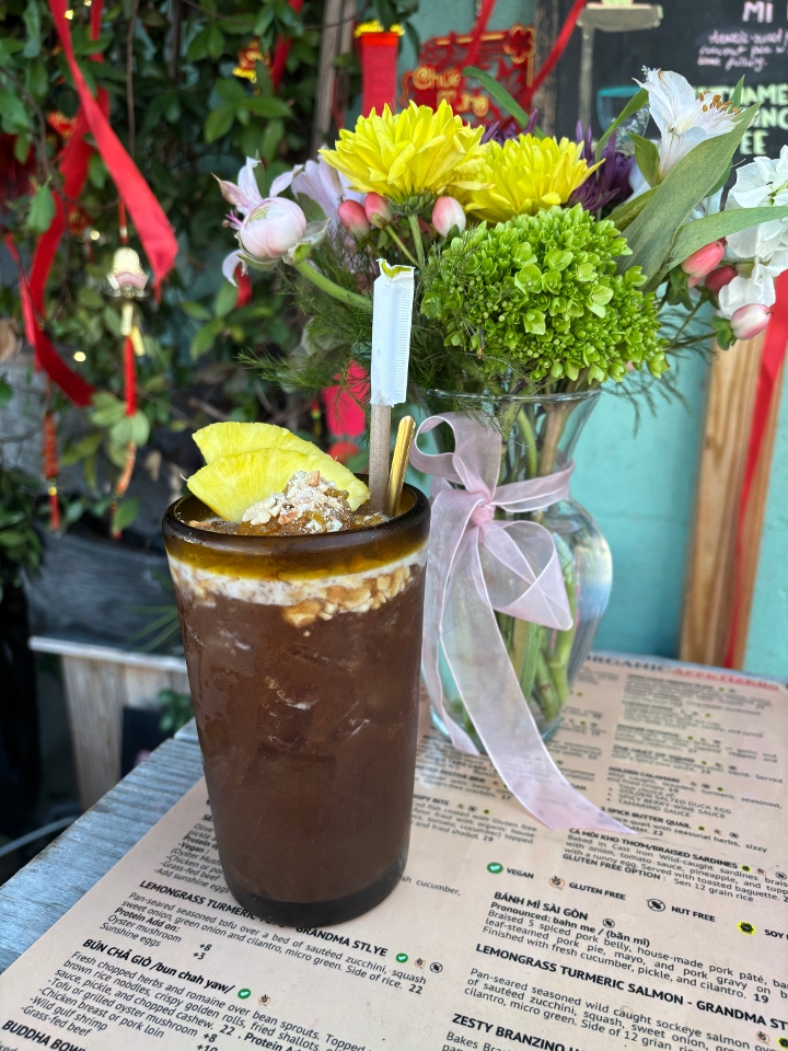 Da Me Duong Ray - Rail Road Tamarind Refreshed.