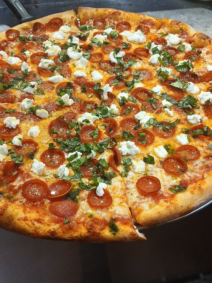 Honey Pesto Roni w Ricotta Pizza.
