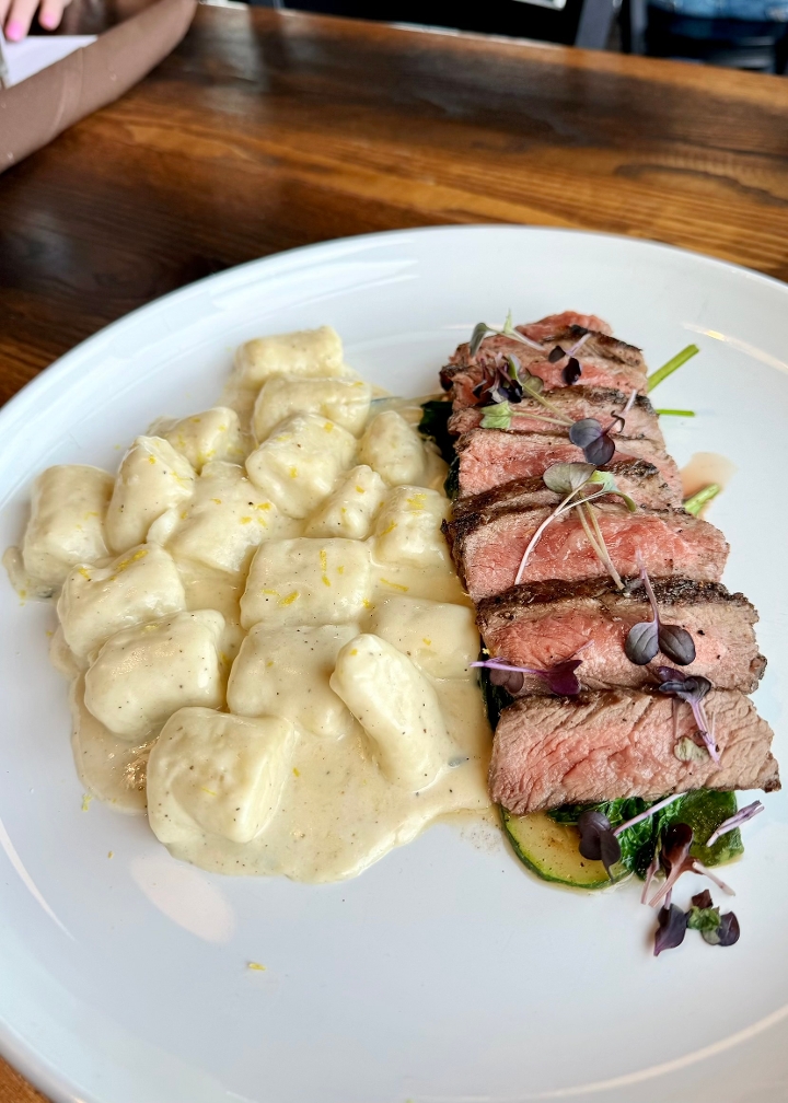 Steak & Gnocchi.