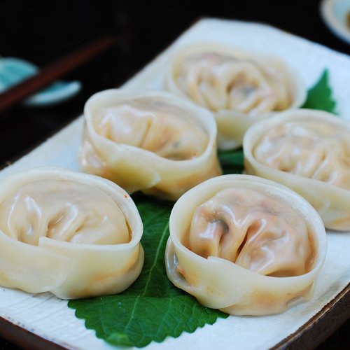 Kim chi mandu (pork).