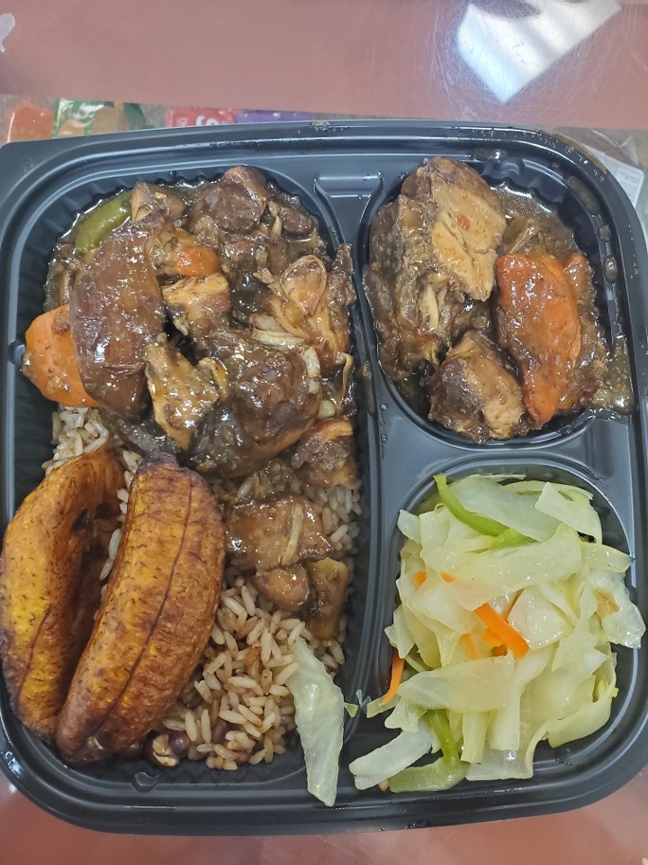 Lunch Special (Mondays to Fridays 11: 30AM to 3:00PM).