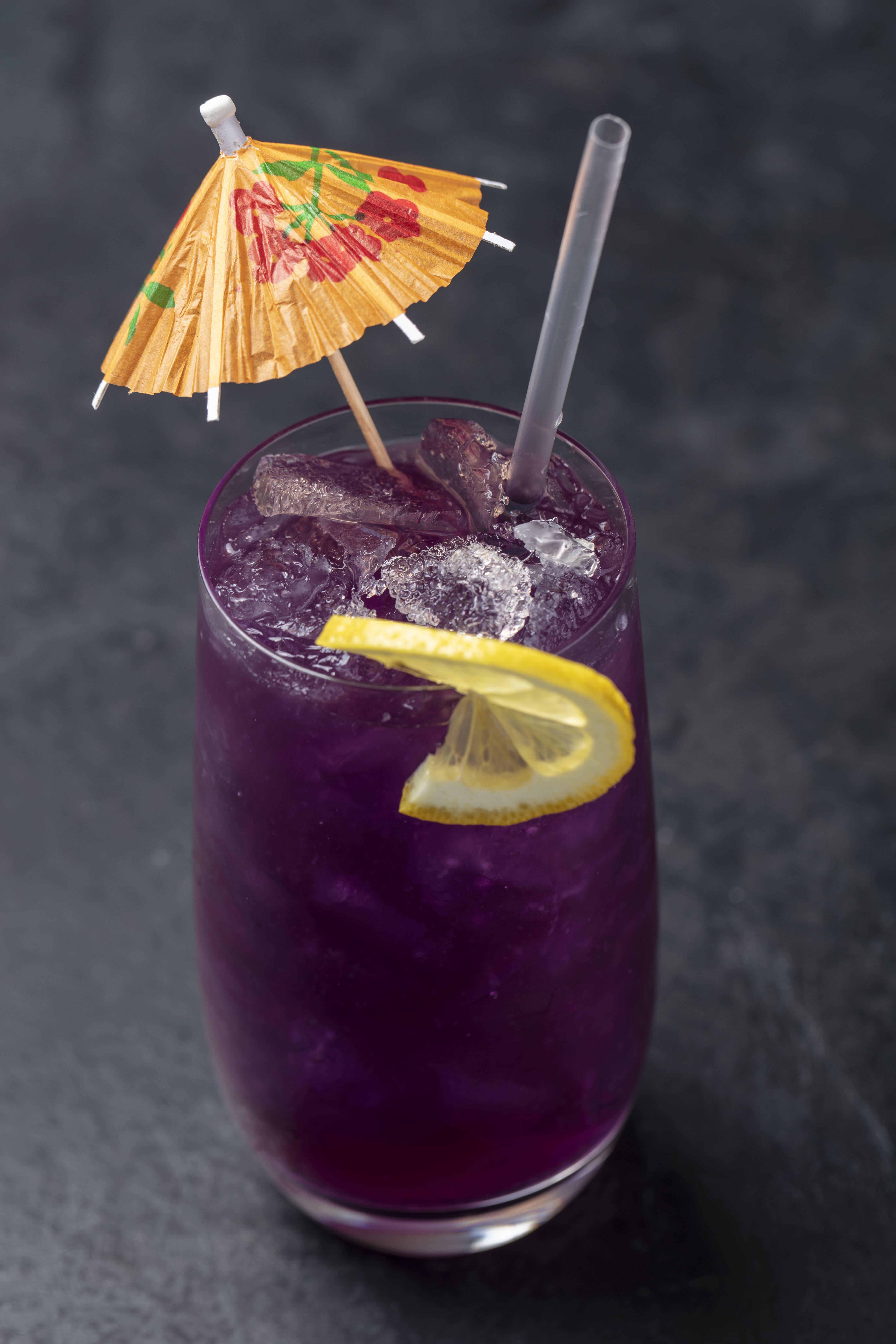 Butterfly Pea Flower Iced Tea (V, G, D, N).