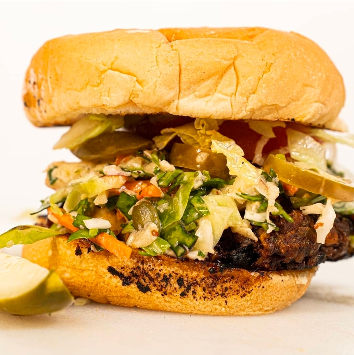 Plant Bae Burger.