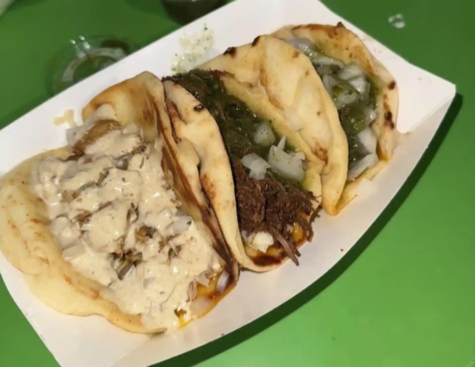 3 Taco Tray.