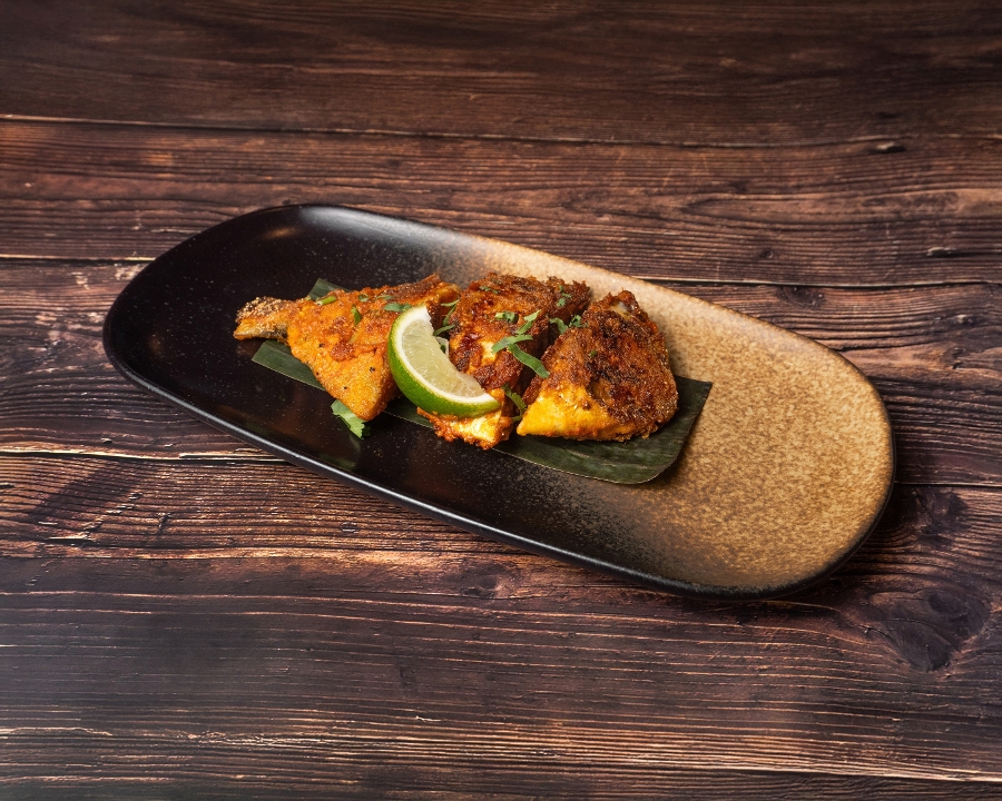 Pomfret (whole).