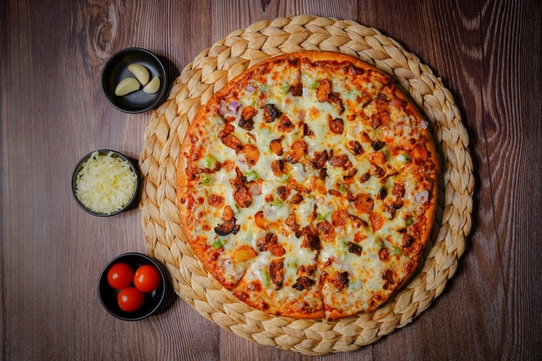 Garlic Veggie Pizza.